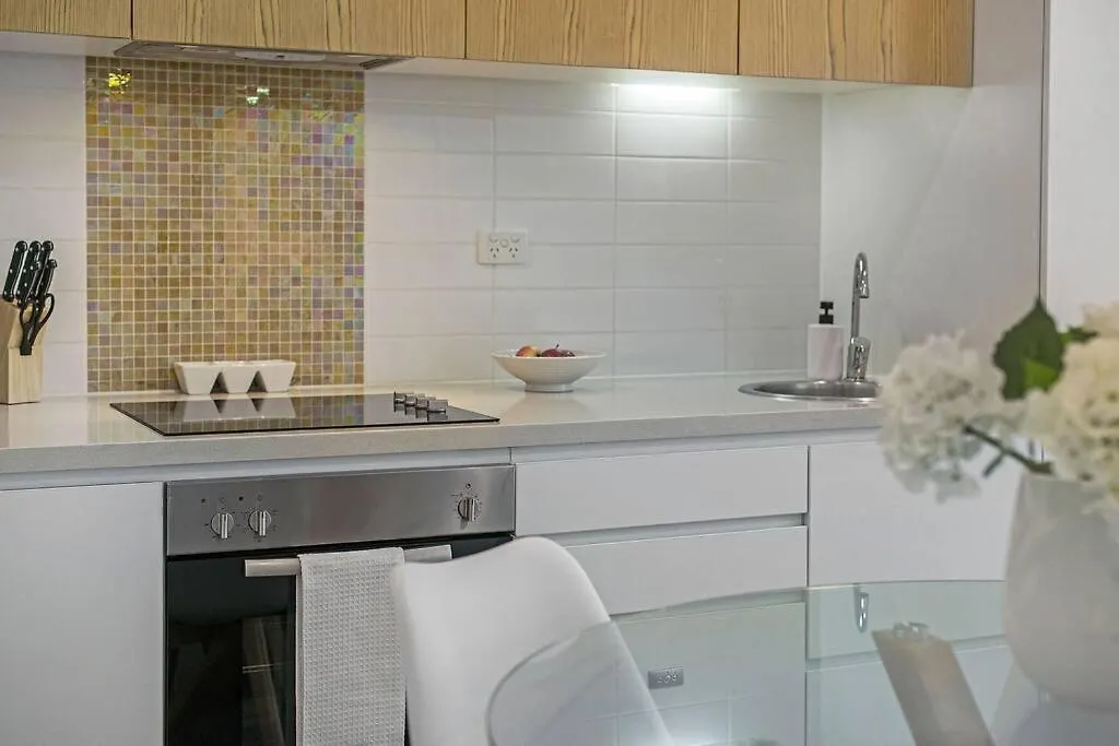 Balfours Inner City Seclusion Adelaide Appartement